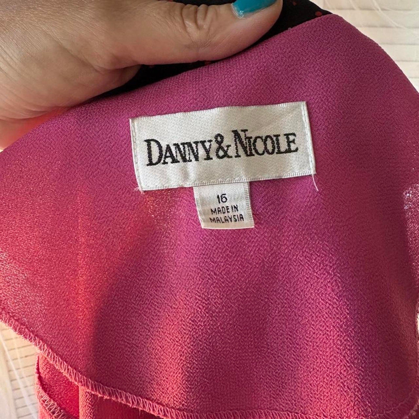 Vintage Danny & Nicole Pink sheer button up blouse black collar pink polka dots