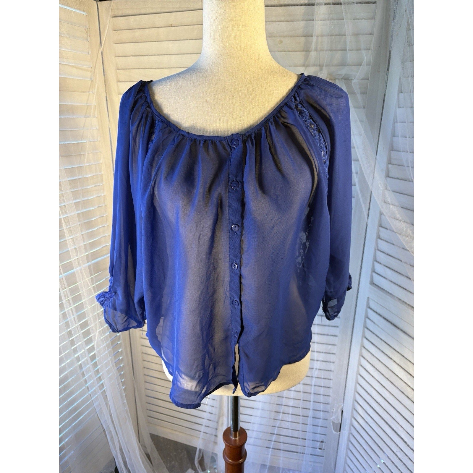 Cotton Express Sheer Chiffon Lace Button-Front Blouse Blue Scoop Neck 3/4 M