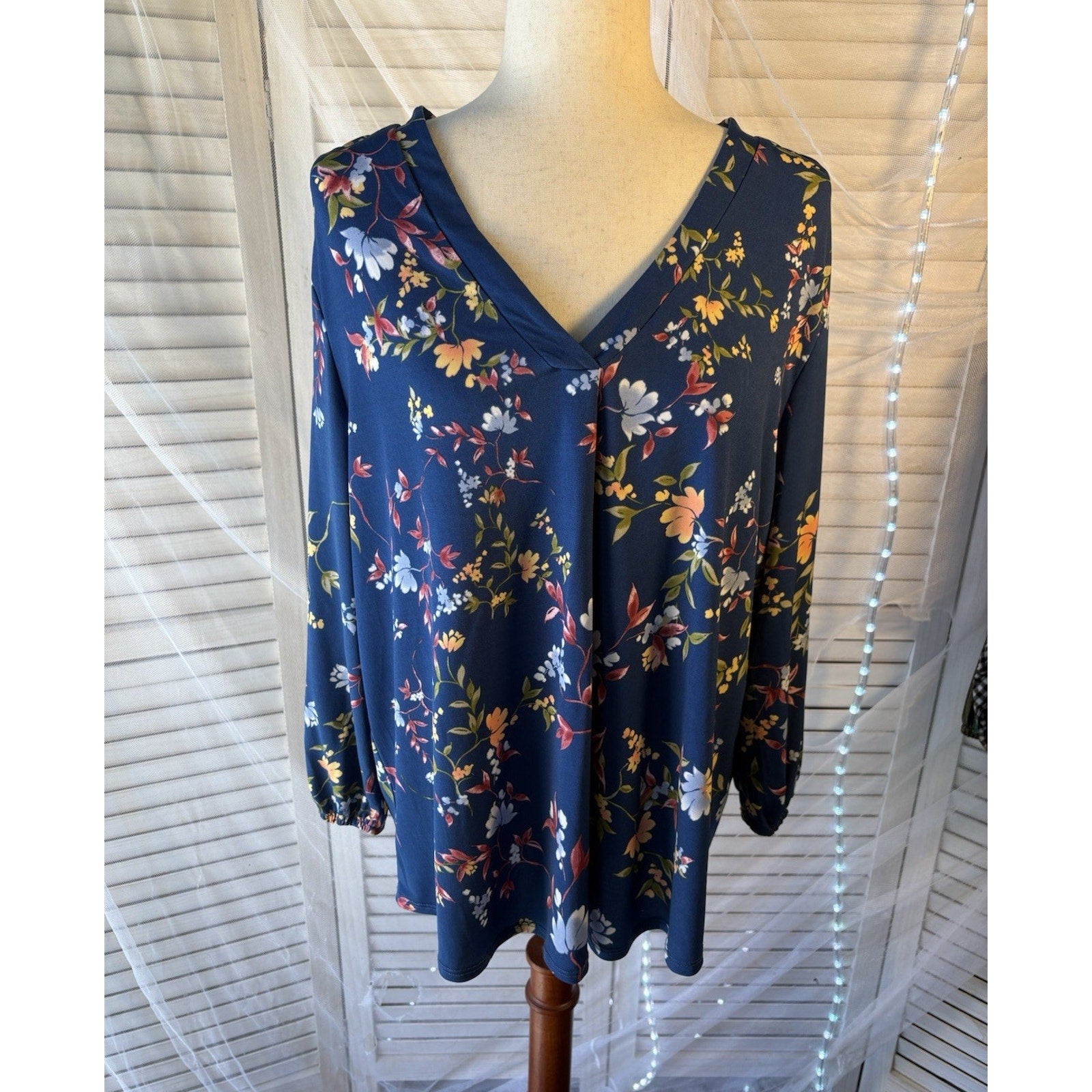 Two by Vince Camuto Blue Floral V-Neck 3/4 Sleeve Tunic Blouse XL Ruffle