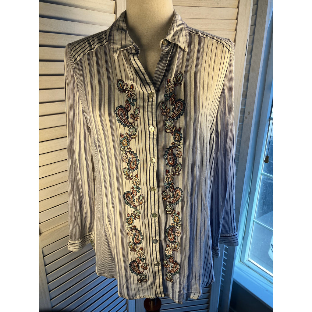 Womens button up embroidered blouse Size Small