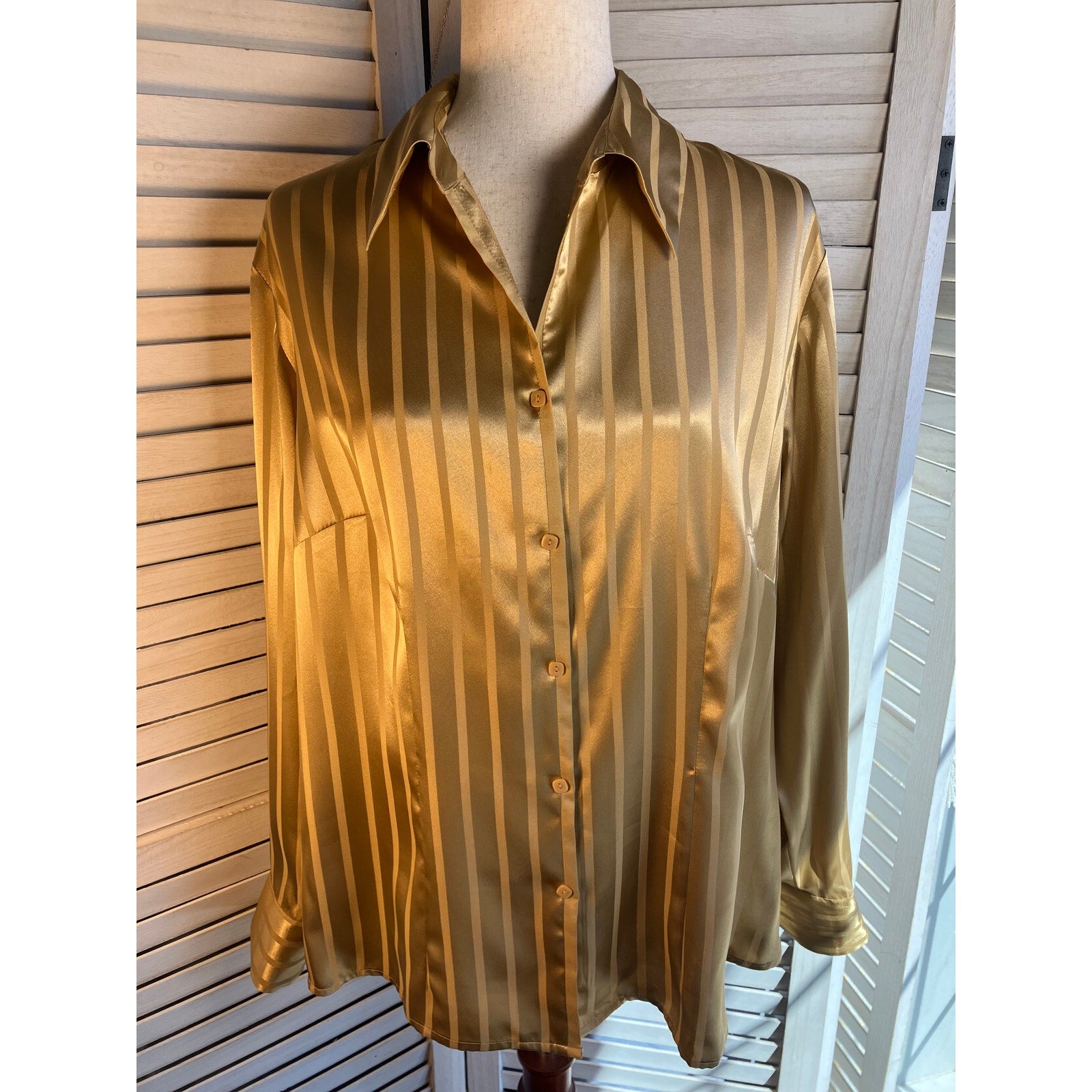 Covington Womens Gold Button Up Blouse Size 16