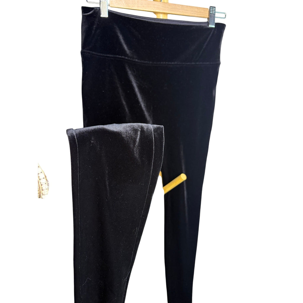 Andrew Marc Black Velvet Leggings Pants Size M High Rise Stretch