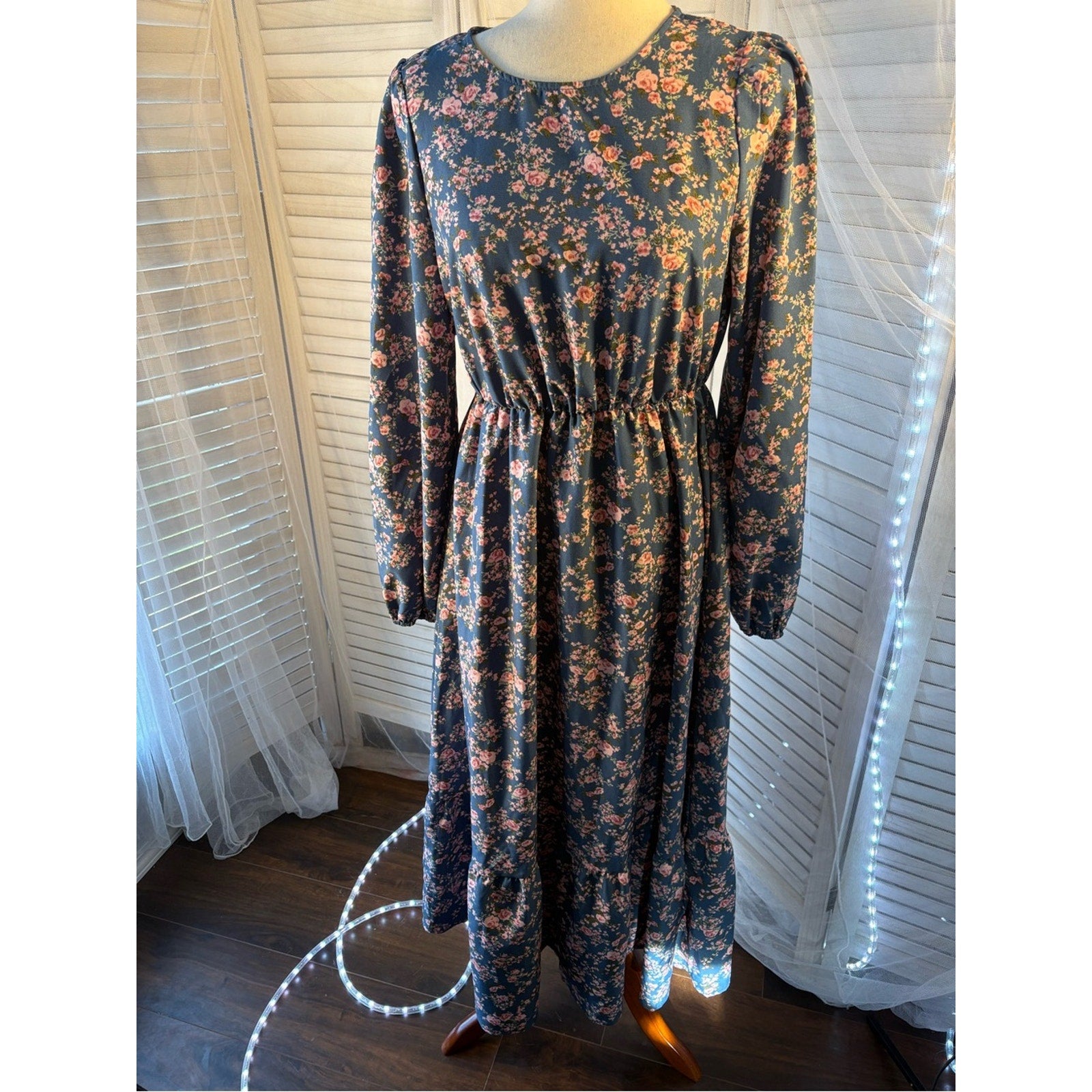 Source Unknown Navy Maxi Dress with Pink Floral Print