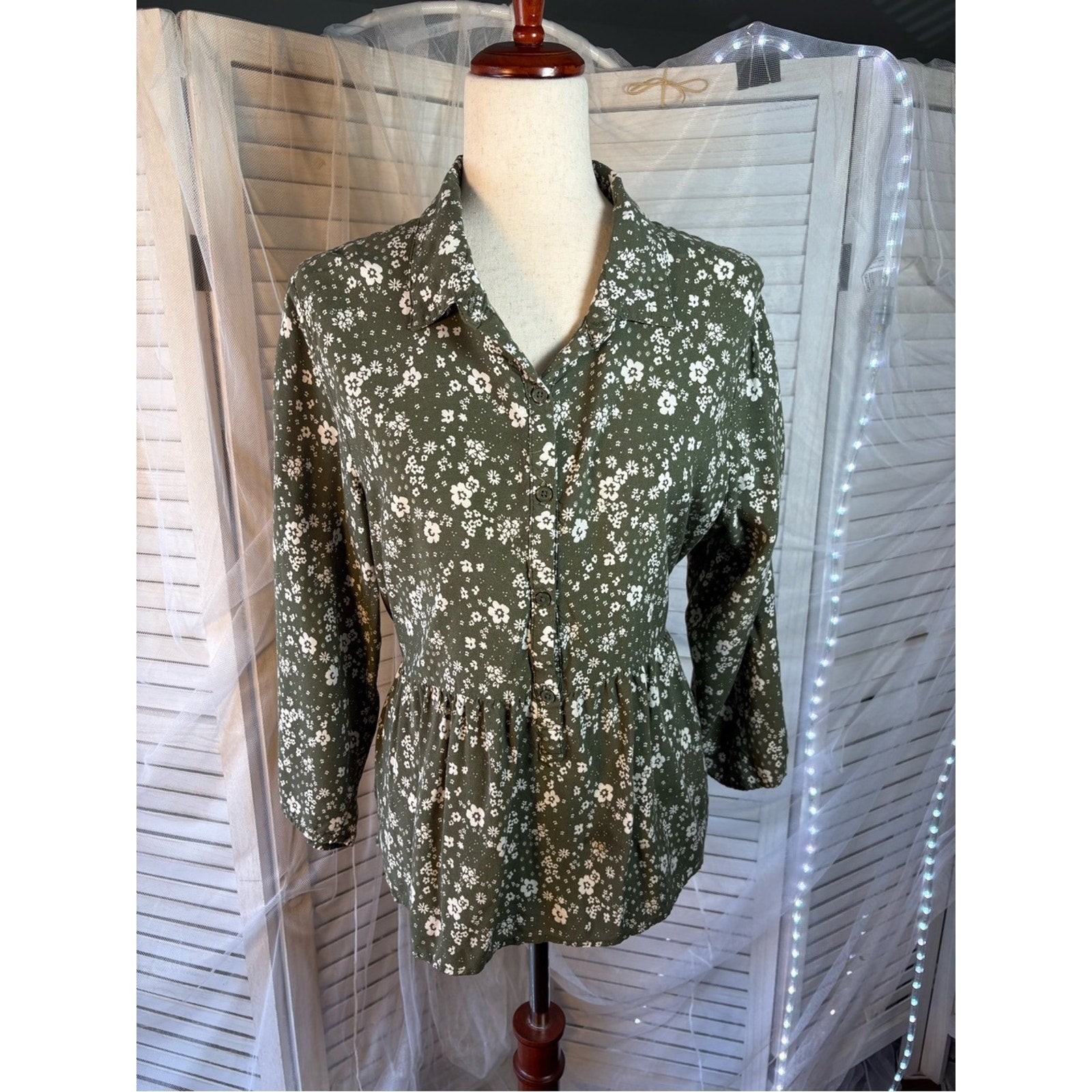 No Boundaries Olive Green Floral Button-Down Peplum Top