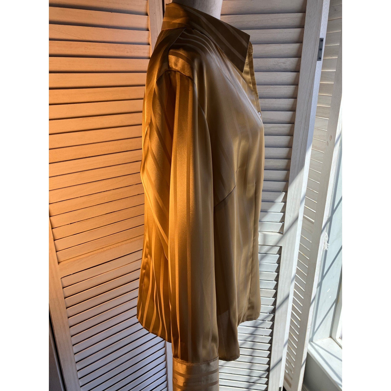 Covington Womens Gold Button Up Blouse Size 16