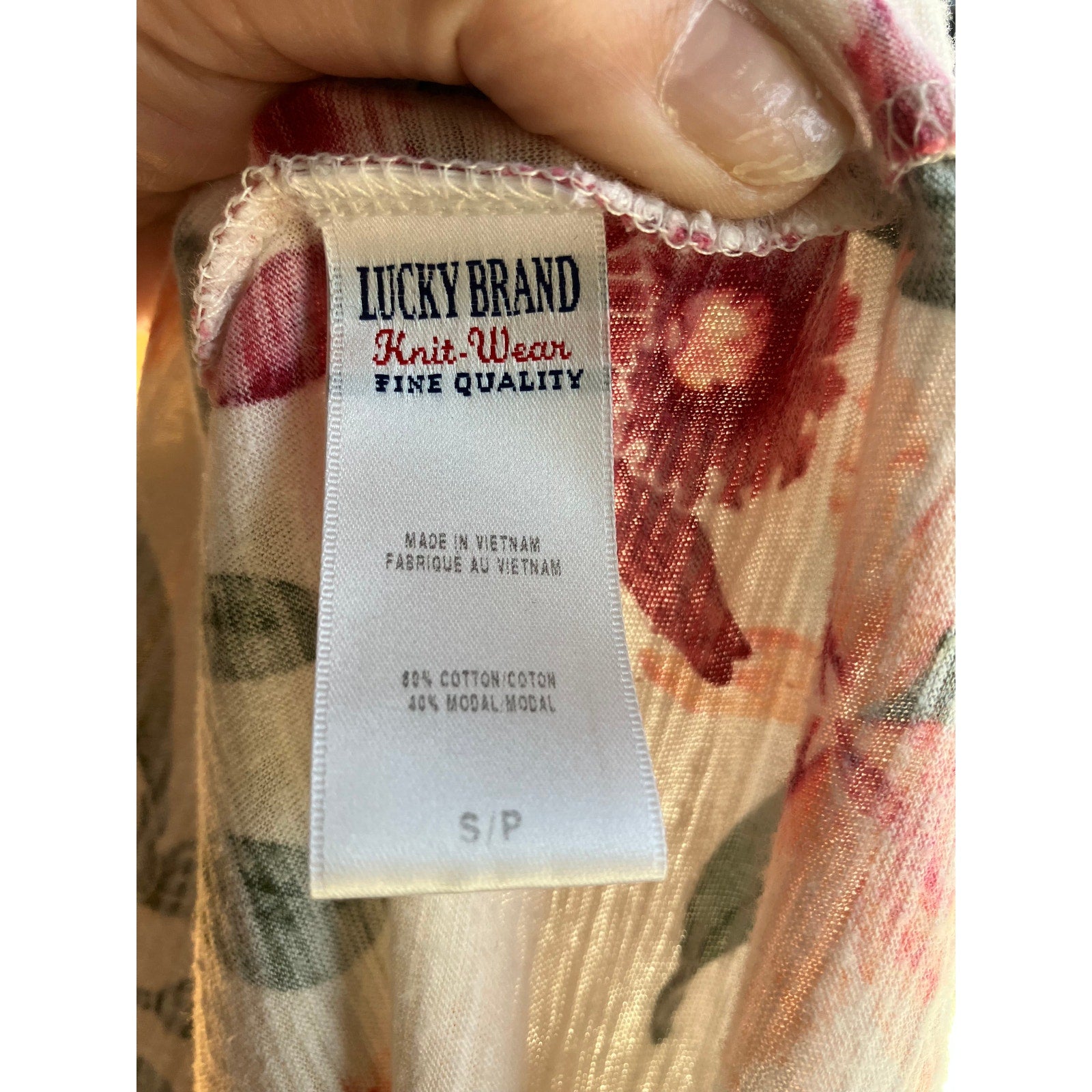 Lucky Brand Satin trim T-shirt Size Small