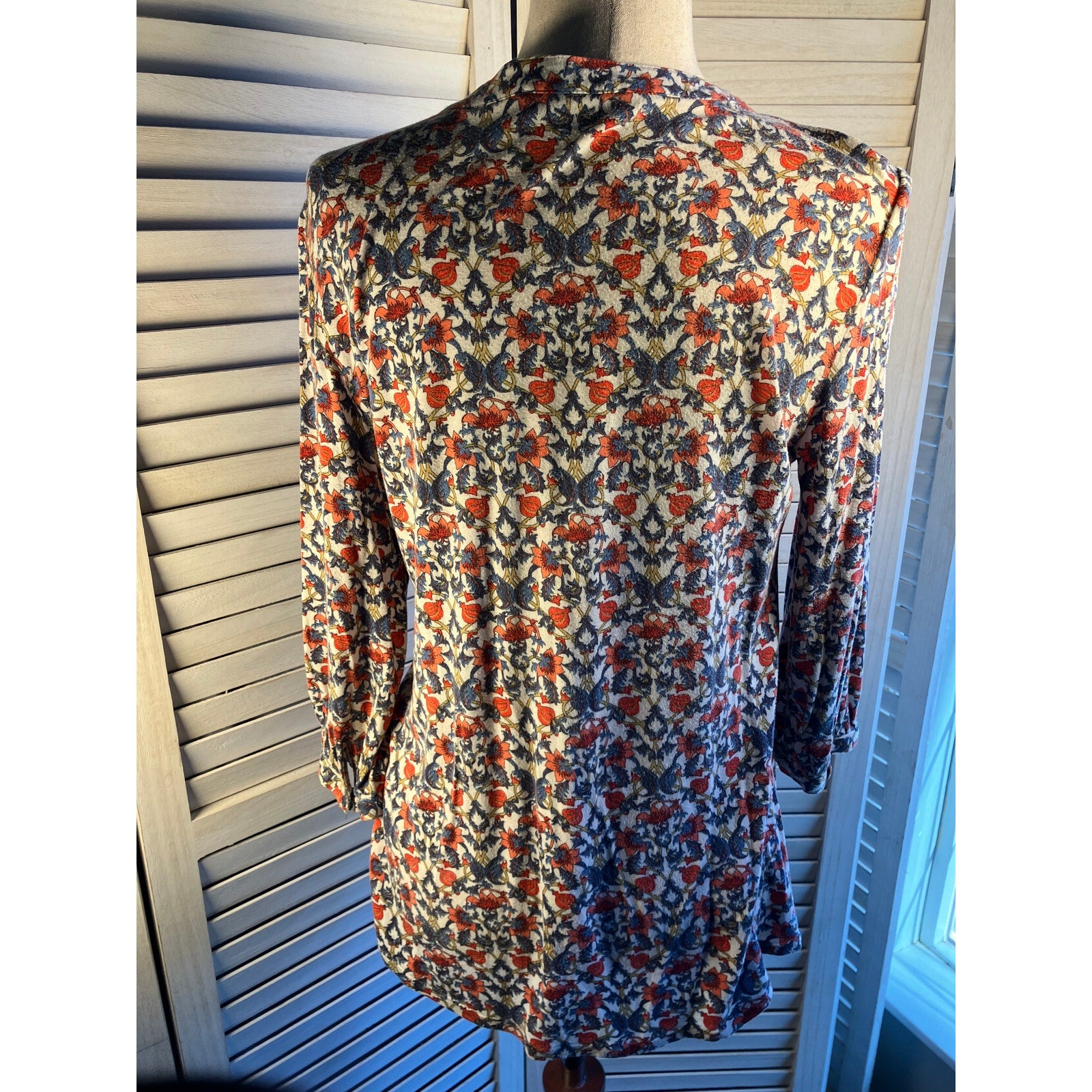 Floral Cotton Top 3/4 length sleeve Size 10/M