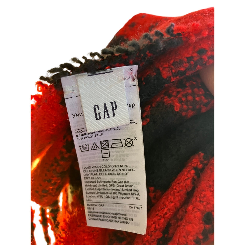 GAP Red Black Buffalo Plaid Oversized Blanket Scarf Fringe 2018