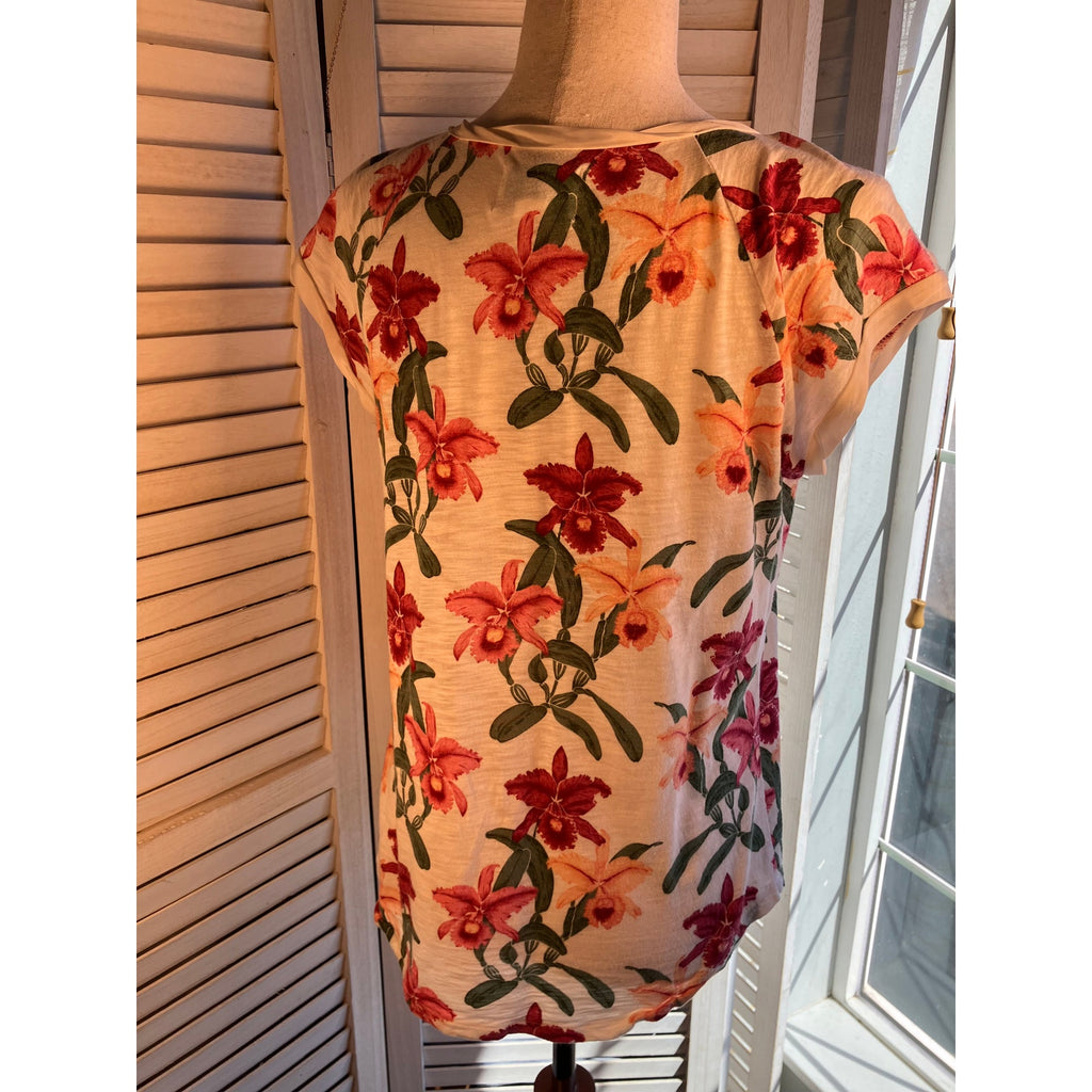 Lucky Brand Satin trim T-shirt Size Small