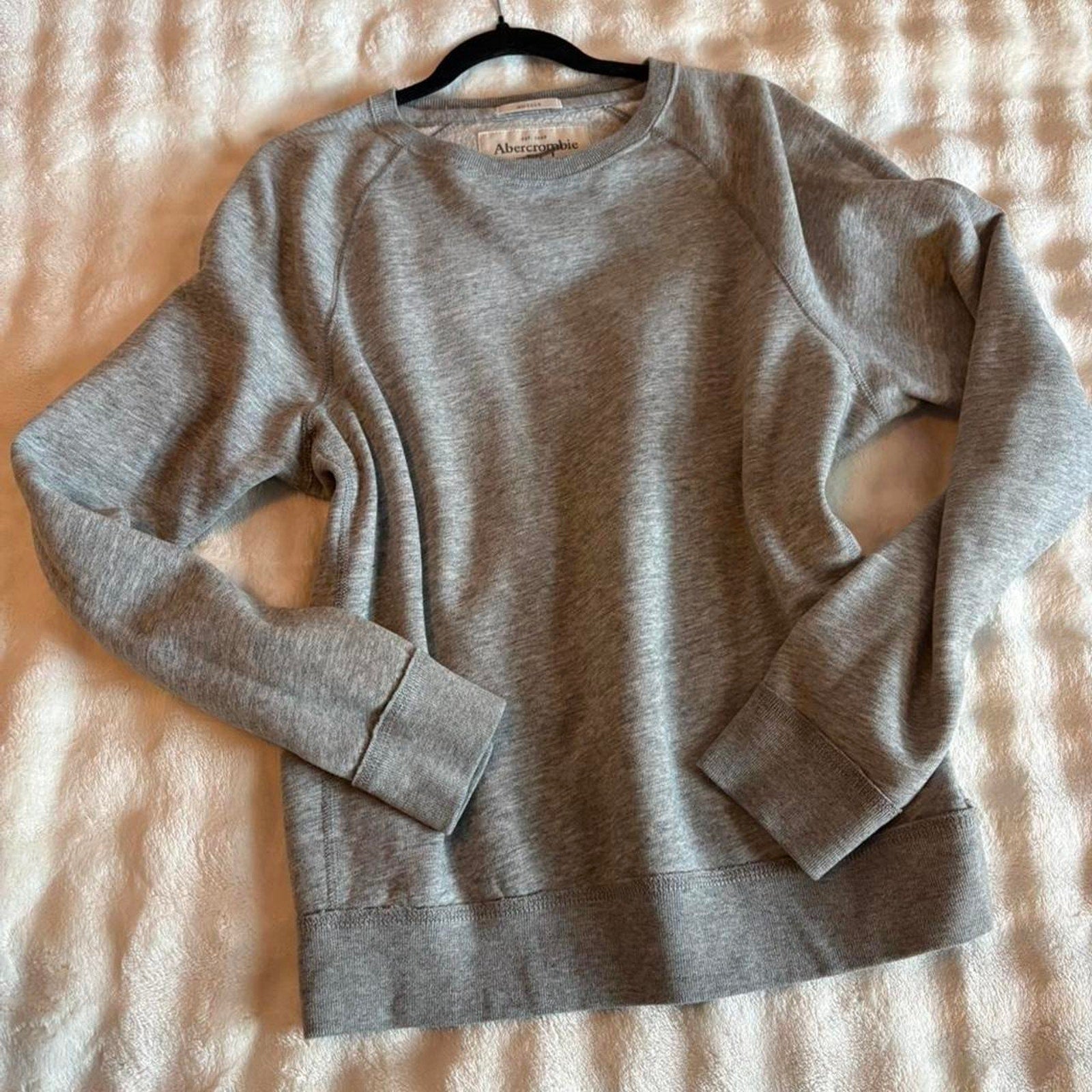 Abercrombie fitch grey muscle