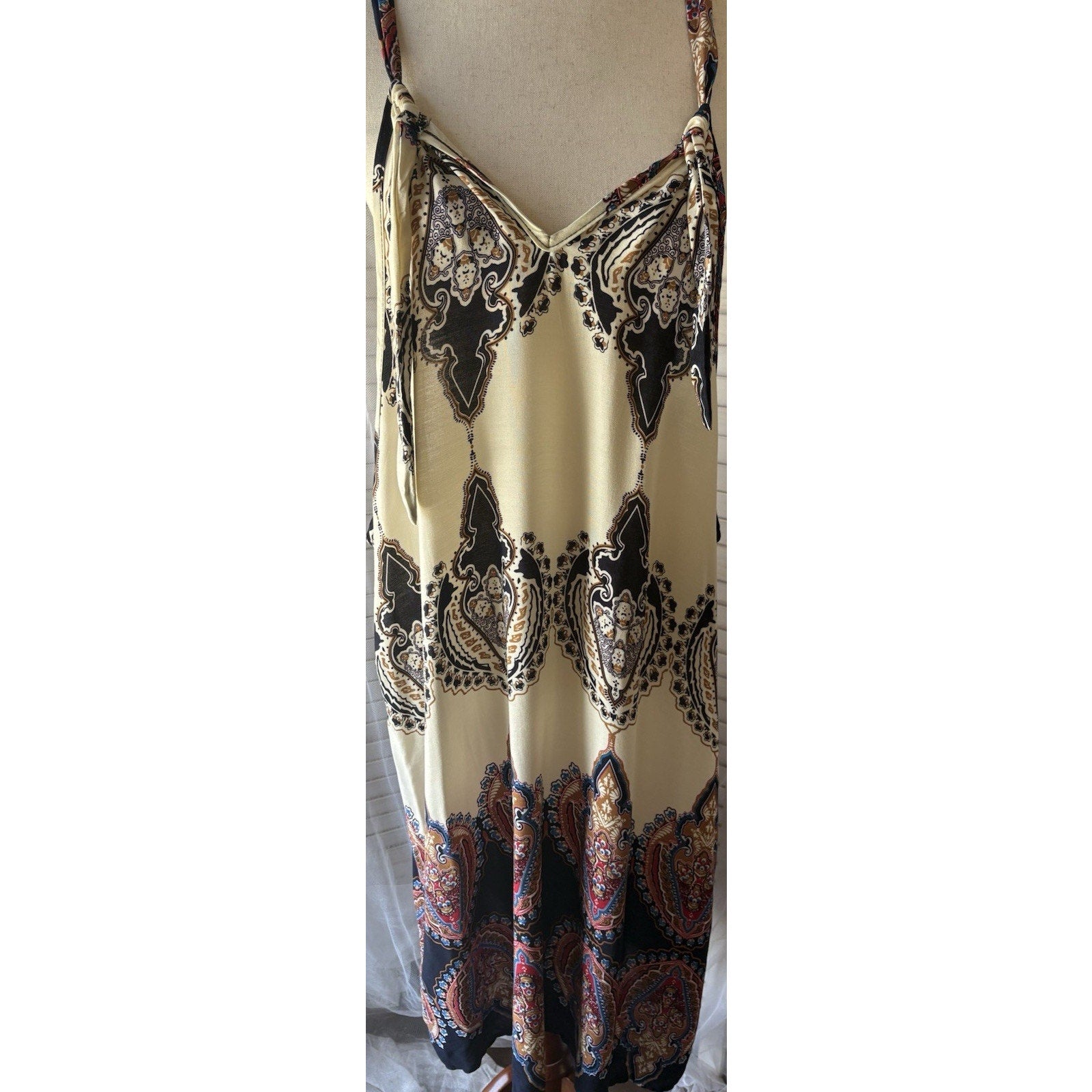 Women’s M Paisley Slip Dress Beige Black Blue Orange V-Neck Strappy Knee