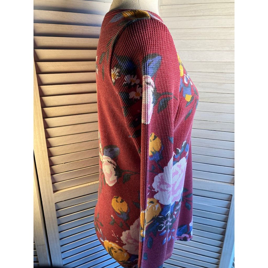 LulaRoe Floral and lemon Waffle Henley Size S