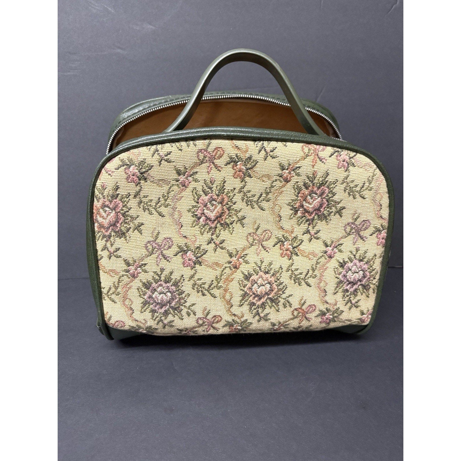 Vintage Floral Tapestry Train Case Cosmetic Bag Green Vanity.